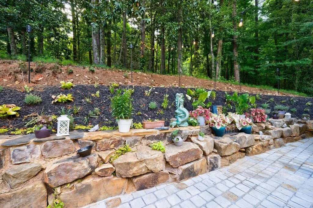 3201 Teton Drive Se, Atlanta, Georgia 30339, 6 Bedrooms Bedrooms, ,6 BathroomsBathrooms,Residential,For Sale,3201 Teton Drive Se,7642398