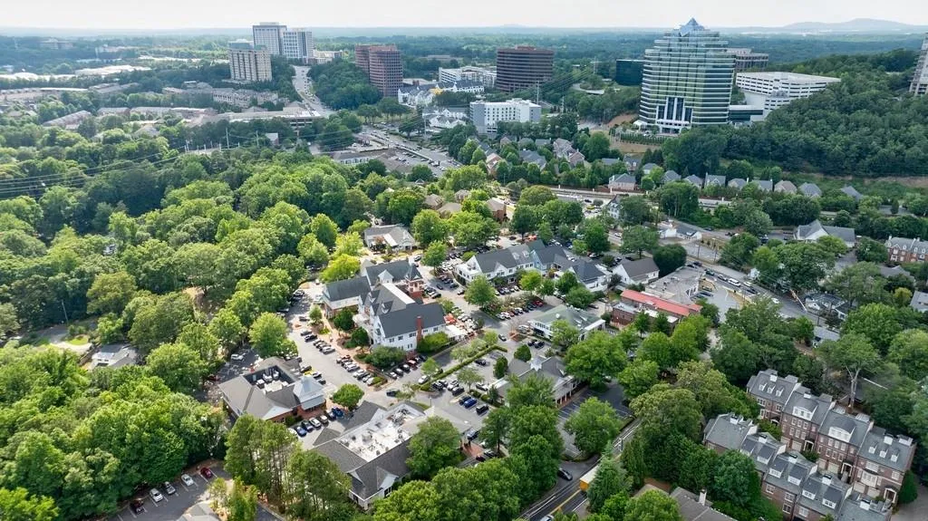 3201 Teton Drive Se, Atlanta, Georgia 30339, 6 Bedrooms Bedrooms, ,6 BathroomsBathrooms,Residential,For Sale,3201 Teton Drive Se,7642398