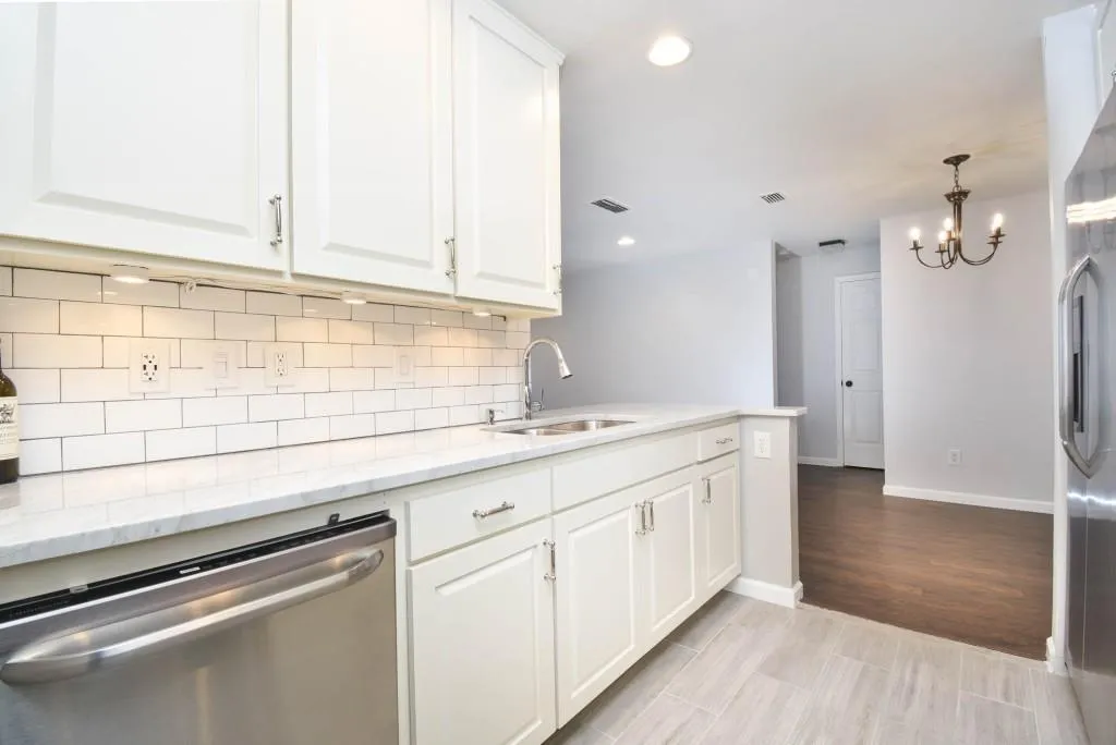 117 Granville Court, Atlanta, Georgia 30328, 2 Bedrooms Bedrooms, ,2 BathroomsBathrooms,Residential,Sold,117 Granville Court,6095728