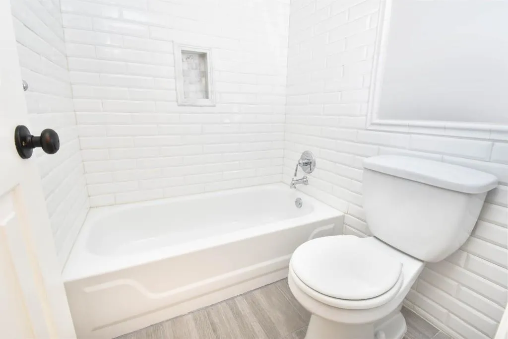 117 Granville Court, Atlanta, Georgia 30328, 2 Bedrooms Bedrooms, ,2 BathroomsBathrooms,Residential,Sold,117 Granville Court,6095728