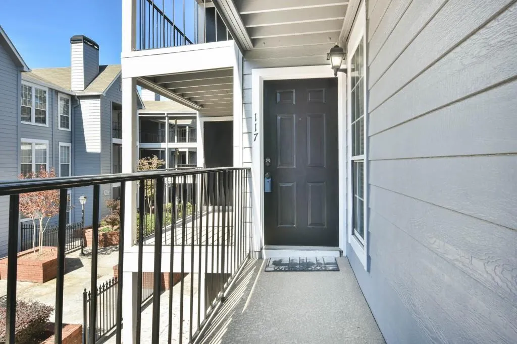 117 Granville Court, Atlanta, Georgia 30328, 2 Bedrooms Bedrooms, ,2 BathroomsBathrooms,Residential,Sold,117 Granville Court,6095728