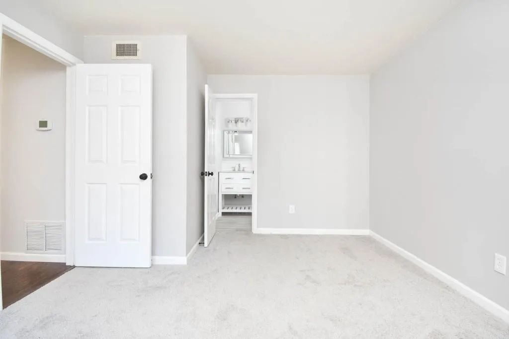 117 Granville Court, Atlanta, Georgia 30328, 2 Bedrooms Bedrooms, ,2 BathroomsBathrooms,Residential,Sold,117 Granville Court,6095728