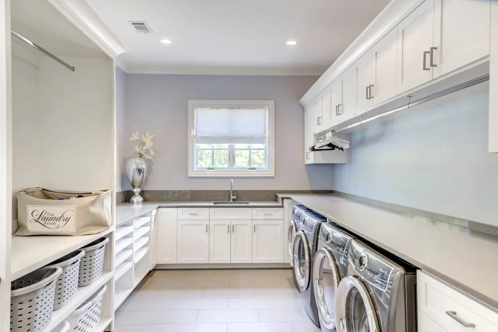 7081 Canonbury Place, Atlanta, Georgia 30328, 6 Bedrooms Bedrooms, ,7 BathroomsBathrooms,Residential,Sold,7081 Canonbury Place,7033288