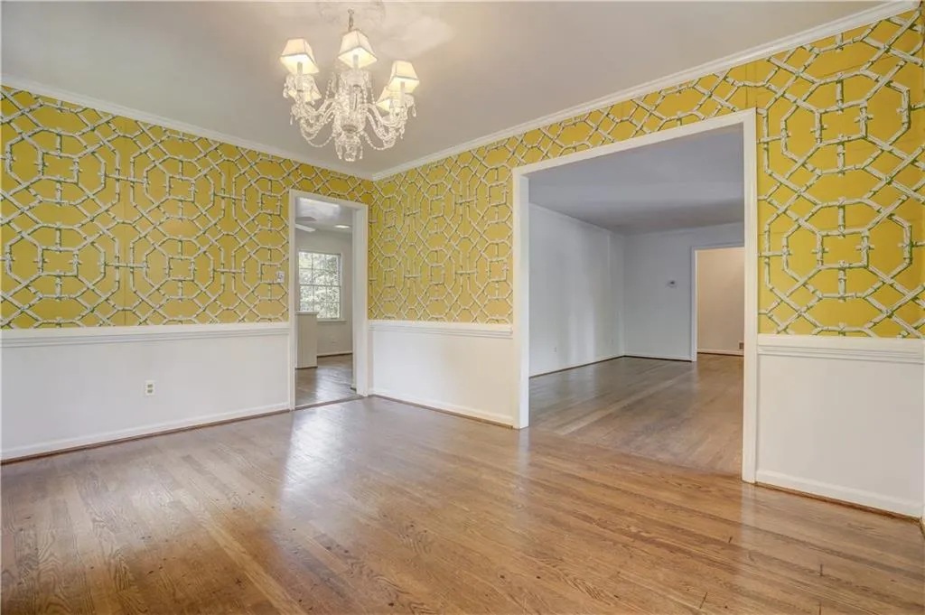 730 Starlight Drive, Sandy Springs, Georgia 30342, 3 Bedrooms Bedrooms, ,3 BathroomsBathrooms,Residential,Sold,730 Starlight Drive,6059043