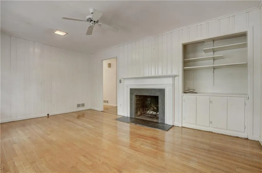 730 Starlight Drive, Sandy Springs, Georgia 30342, 3 Bedrooms Bedrooms, ,3 BathroomsBathrooms,Residential,Sold,730 Starlight Drive,6059043