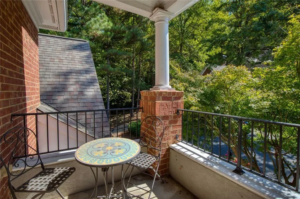 133 Brookview Circle, Sandy Springs, Georgia 30339, 4 Bedrooms Bedrooms, ,2 BathroomsBathrooms,Residential,Sold,133 Brookview Circle,7670763