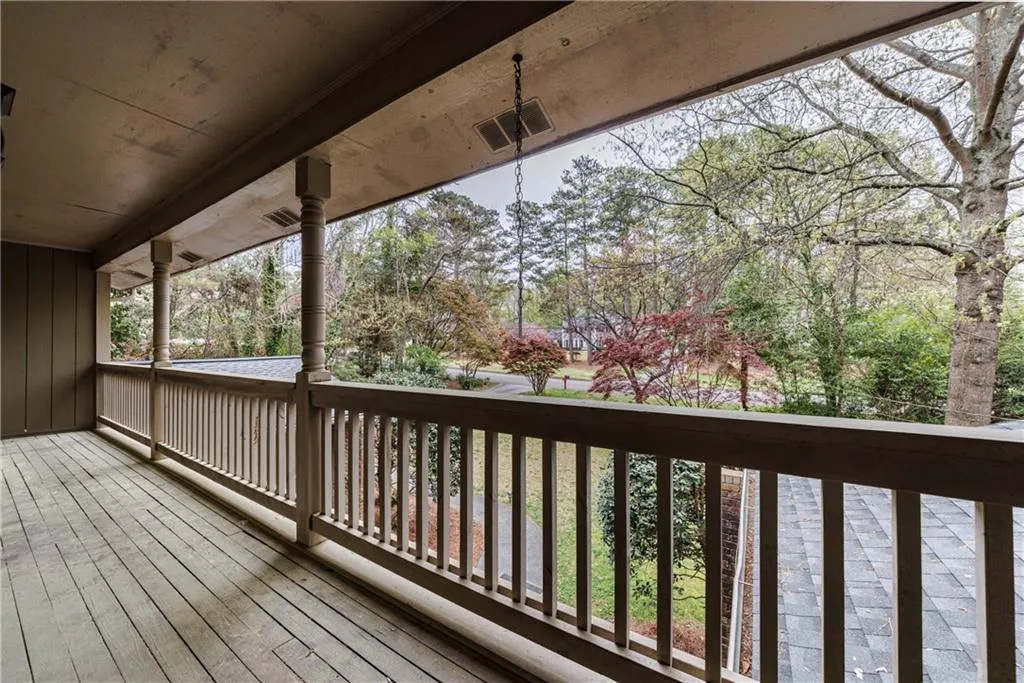 7550 Chaparral Drive, Sandy Springs, Georgia 30350, 4 Bedrooms Bedrooms, ,3 BathroomsBathrooms,Residential,Sold,7550 Chaparral Drive,7367631