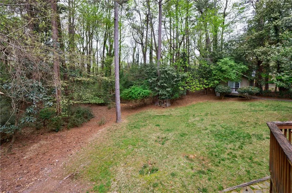 7550 Chaparral Drive, Sandy Springs, Georgia 30350, 4 Bedrooms Bedrooms, ,3 BathroomsBathrooms,Residential,Sold,7550 Chaparral Drive,7367631