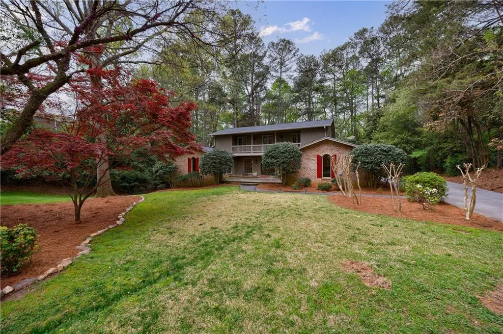 7550 Chaparral Drive, Sandy Springs, Georgia 30350, 4 Bedrooms Bedrooms, ,3 BathroomsBathrooms,Residential,Sold,7550 Chaparral Drive,7367631
