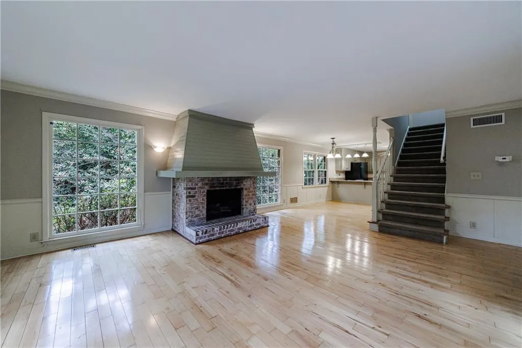 7550 Chaparral Drive, Sandy Springs, Georgia 30350, 4 Bedrooms Bedrooms, ,3 BathroomsBathrooms,Residential,Sold,7550 Chaparral Drive,7367631