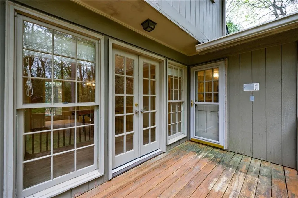 7550 Chaparral Drive, Sandy Springs, Georgia 30350, 4 Bedrooms Bedrooms, ,3 BathroomsBathrooms,Residential,Sold,7550 Chaparral Drive,7367631