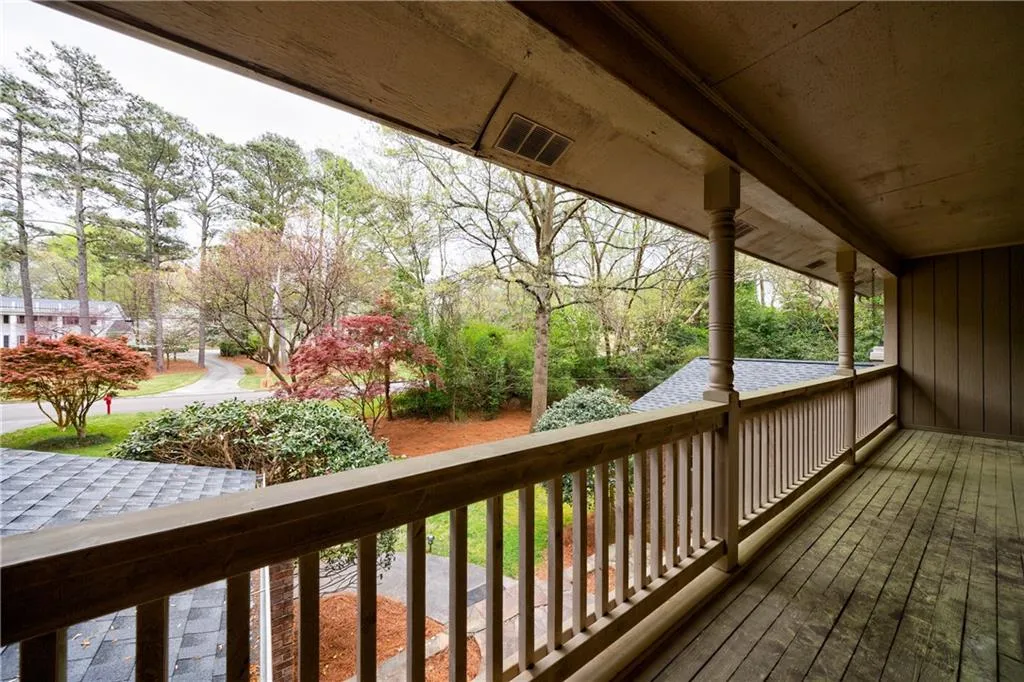 7550 Chaparral Drive, Sandy Springs, Georgia 30350, 4 Bedrooms Bedrooms, ,3 BathroomsBathrooms,Residential,Sold,7550 Chaparral Drive,7367631