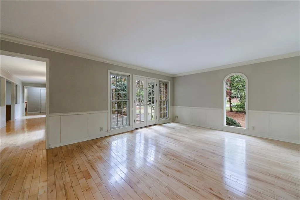 7550 Chaparral Drive, Sandy Springs, Georgia 30350, 4 Bedrooms Bedrooms, ,3 BathroomsBathrooms,Residential,Sold,7550 Chaparral Drive,7367631