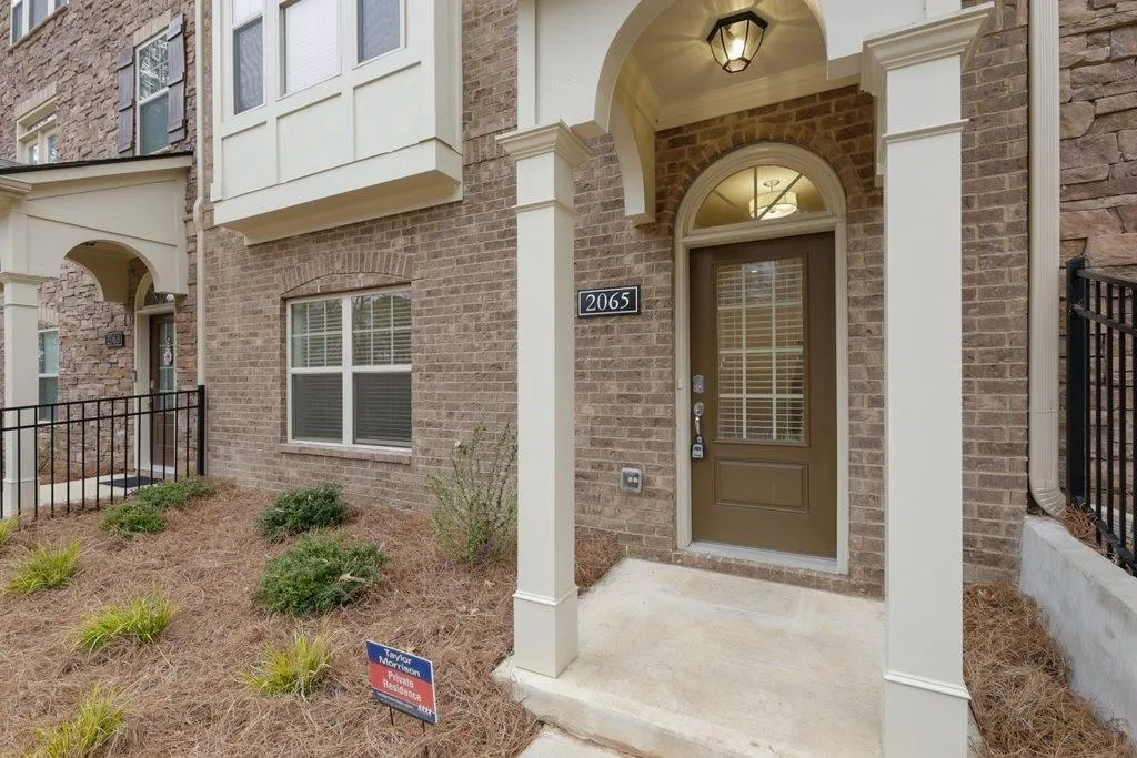 2065 Morrison Avenue, Brookhaven, Georgia 30319, 4 Bedrooms Bedrooms, ,3 BathroomsBathrooms,Residential,For Sale,2065 Morrison Avenue,7619861