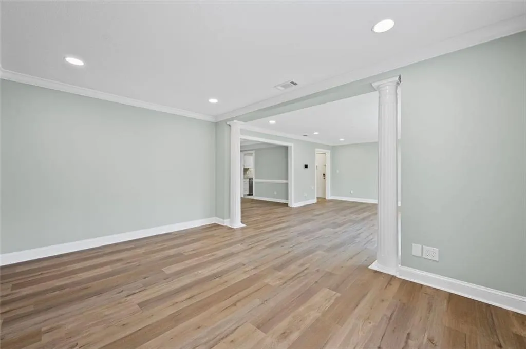 6851 Roswell Road Unit F36, Atlanta, Georgia 30328, 1 Bedroom Bedrooms, ,1 BathroomBathrooms,Residential,Sold,6851 Roswell Road Unit F36,7542144