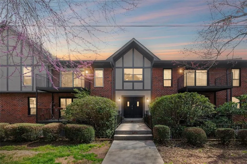 6851 Roswell Road Unit F36, Atlanta, Georgia 30328, 1 Bedroom Bedrooms, ,1 BathroomBathrooms,Residential,Sold,6851 Roswell Road Unit F36,7542144