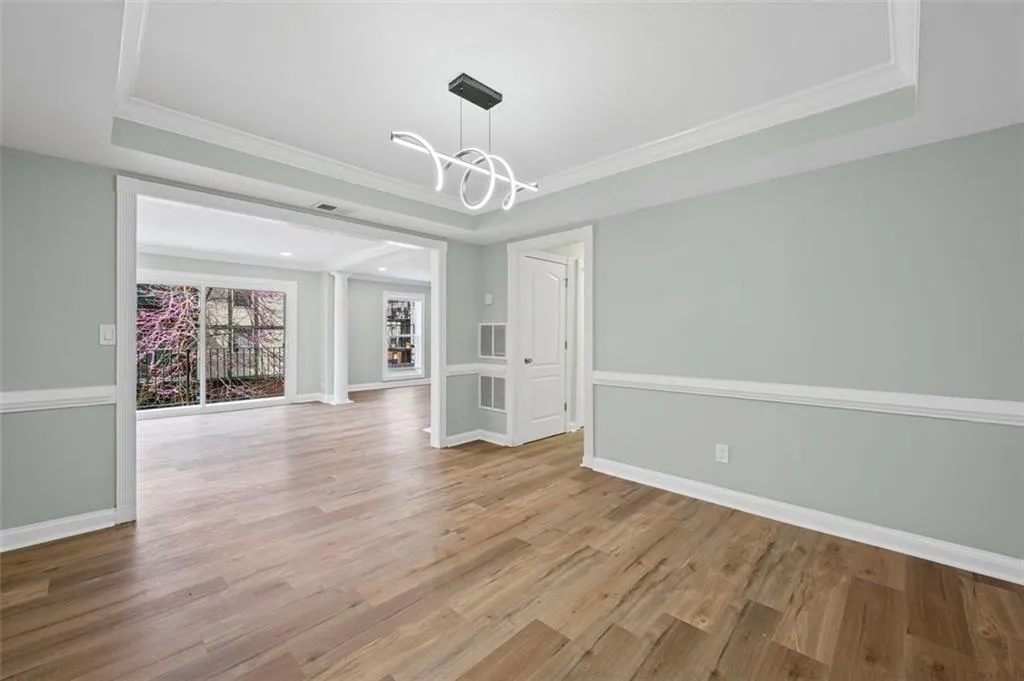 6851 Roswell Road Unit F36, Atlanta, Georgia 30328, 1 Bedroom Bedrooms, ,1 BathroomBathrooms,Residential,Sold,6851 Roswell Road Unit F36,7542144