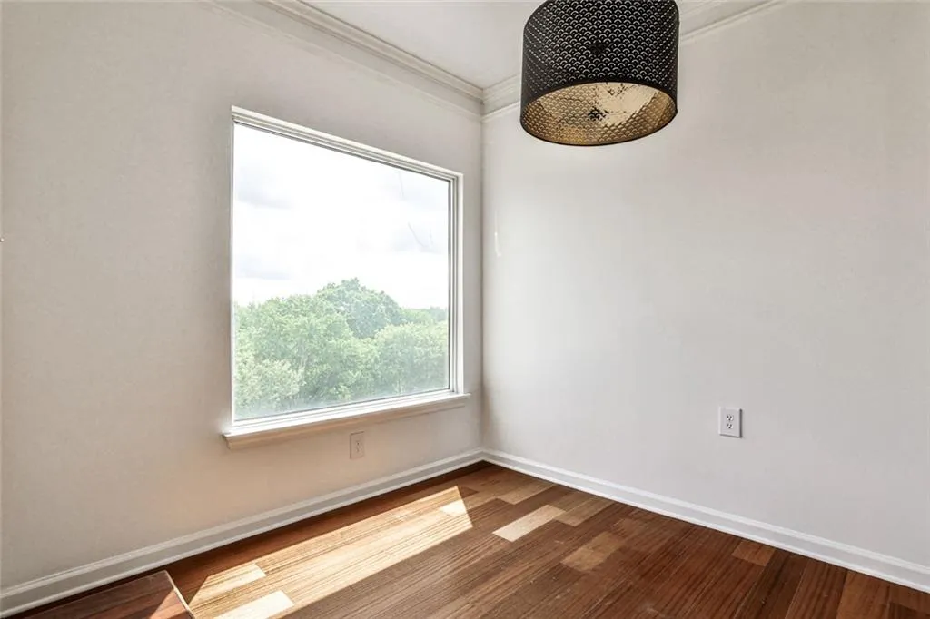 275 13th Street Ne Unit 605, Atlanta, Georgia 30309, 1 Bedroom Bedrooms, ,1 BathroomBathrooms,Residential,For Sale,275 13th Street Ne Unit 605,7573468