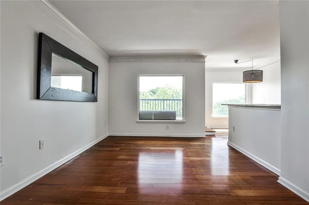 275 13th Street Ne Unit 605, Atlanta, Georgia 30309, 1 Bedroom Bedrooms, ,1 BathroomBathrooms,Residential,For Sale,275 13th Street Ne Unit 605,7573468