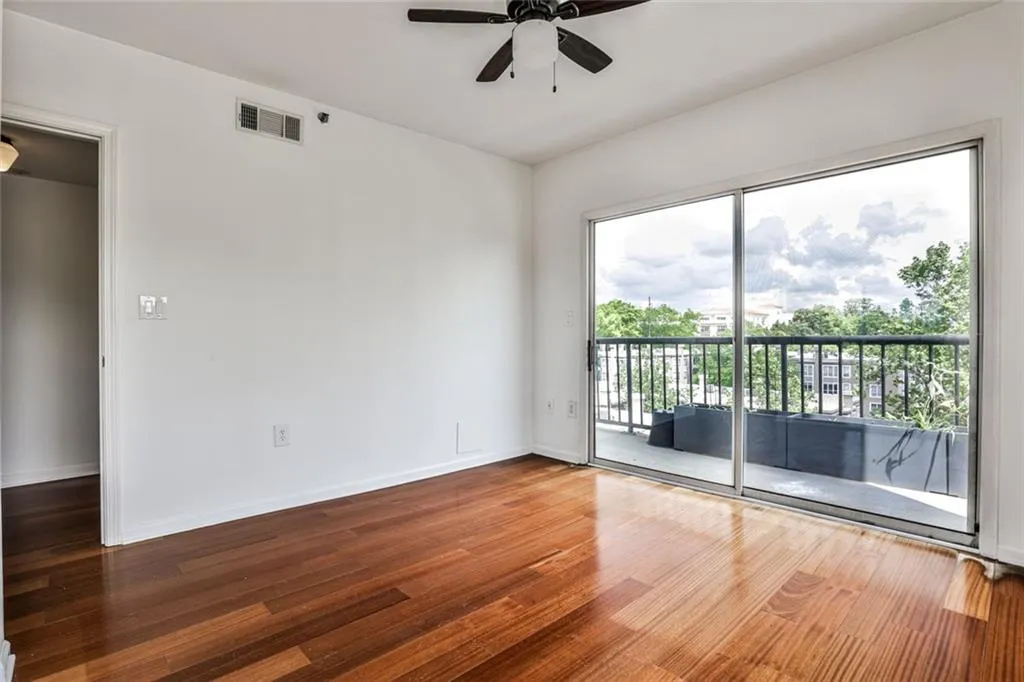 275 13th Street Ne Unit 605, Atlanta, Georgia 30309, 1 Bedroom Bedrooms, ,1 BathroomBathrooms,Residential,For Sale,275 13th Street Ne Unit 605,7573468