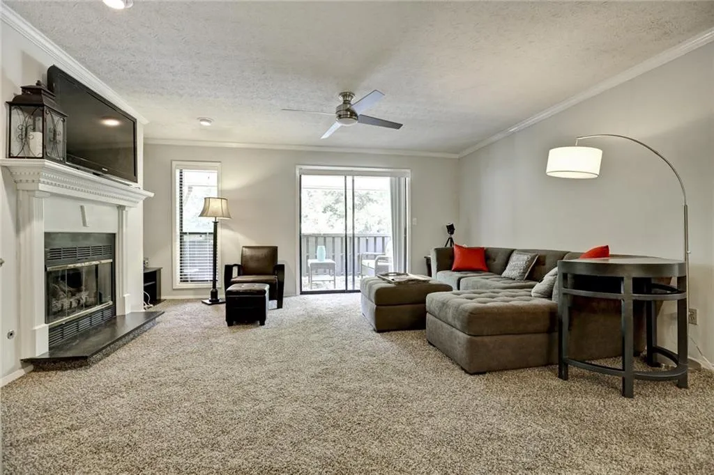 1606 Woodcliff Drive Unit 1606, Atlanta, Georgia 30350, 2 Bedrooms Bedrooms, ,2 BathroomsBathrooms,Residential,Sold,1606 Woodcliff Drive Unit 1606,5707290