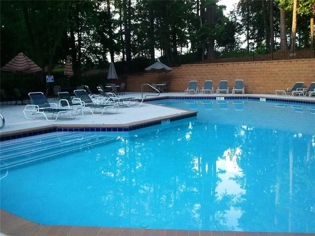1606 Woodcliff Drive Unit 1606, Atlanta, Georgia 30350, 2 Bedrooms Bedrooms, ,2 BathroomsBathrooms,Residential,Sold,1606 Woodcliff Drive Unit 1606,5707290