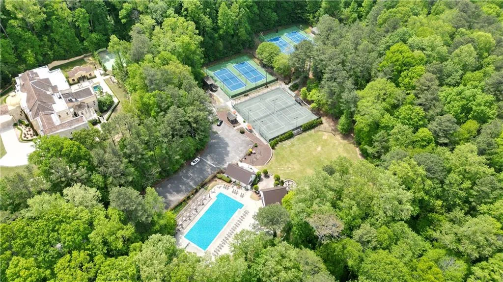 921 Heards Ferry Road, Sandy Springs, Georgia 30328, 5 Bedrooms Bedrooms, ,6 BathroomsBathrooms,Residential,Sold,921 Heards Ferry Road,7221034 921 Heards Ferry Road, Sandy Springs, Georgia 30328, 5 Bedrooms Bedrooms, ,6 BathroomsBathrooms,Residential,Sold,921 Heards Ferry Road,7221034