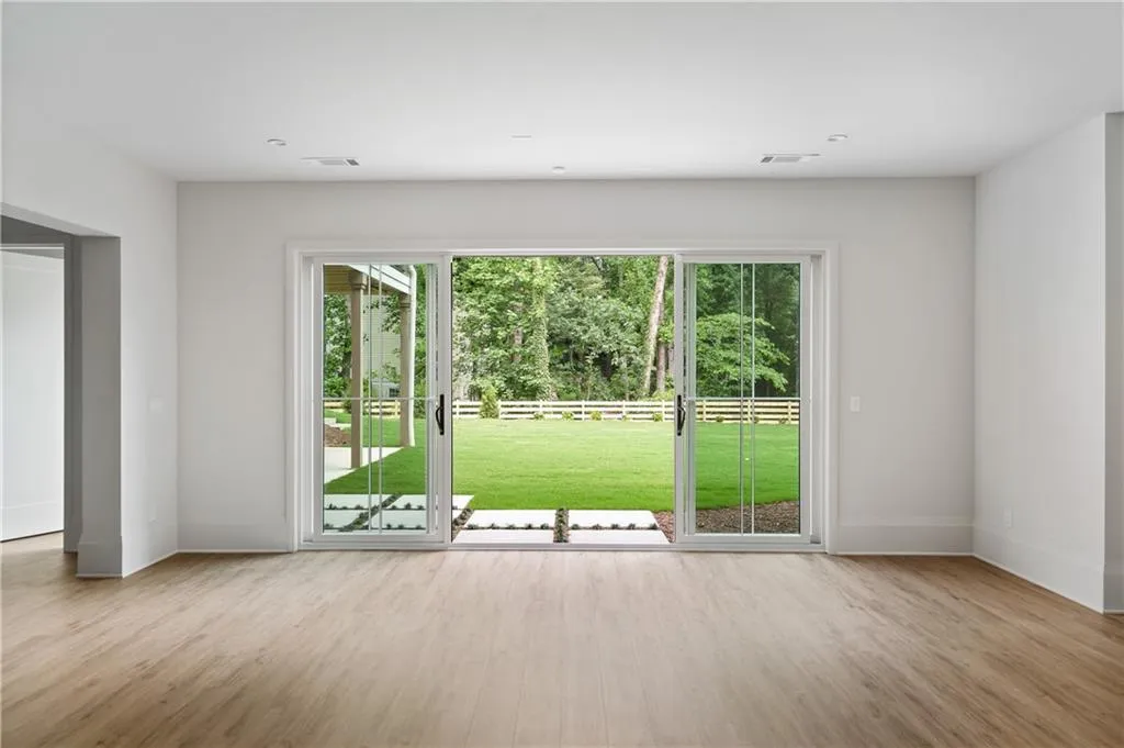 921 Heards Ferry Road, Sandy Springs, Georgia 30328, 5 Bedrooms Bedrooms, ,6 BathroomsBathrooms,Residential,Sold,921 Heards Ferry Road,7221034 921 Heards Ferry Road, Sandy Springs, Georgia 30328, 5 Bedrooms Bedrooms, ,6 BathroomsBathrooms,Residential,Sold,921 Heards Ferry Road,7221034