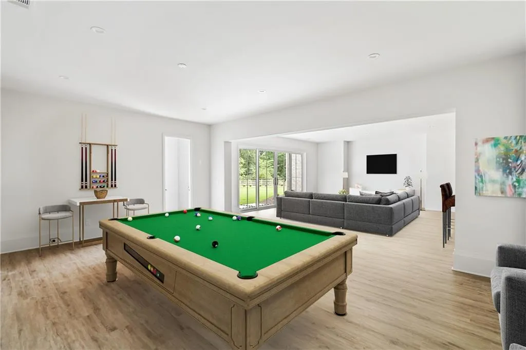 921 Heards Ferry Road, Sandy Springs, Georgia 30328, 5 Bedrooms Bedrooms, ,6 BathroomsBathrooms,Residential,Sold,921 Heards Ferry Road,7221034 921 Heards Ferry Road, Sandy Springs, Georgia 30328, 5 Bedrooms Bedrooms, ,6 BathroomsBathrooms,Residential,Sold,921 Heards Ferry Road,7221034