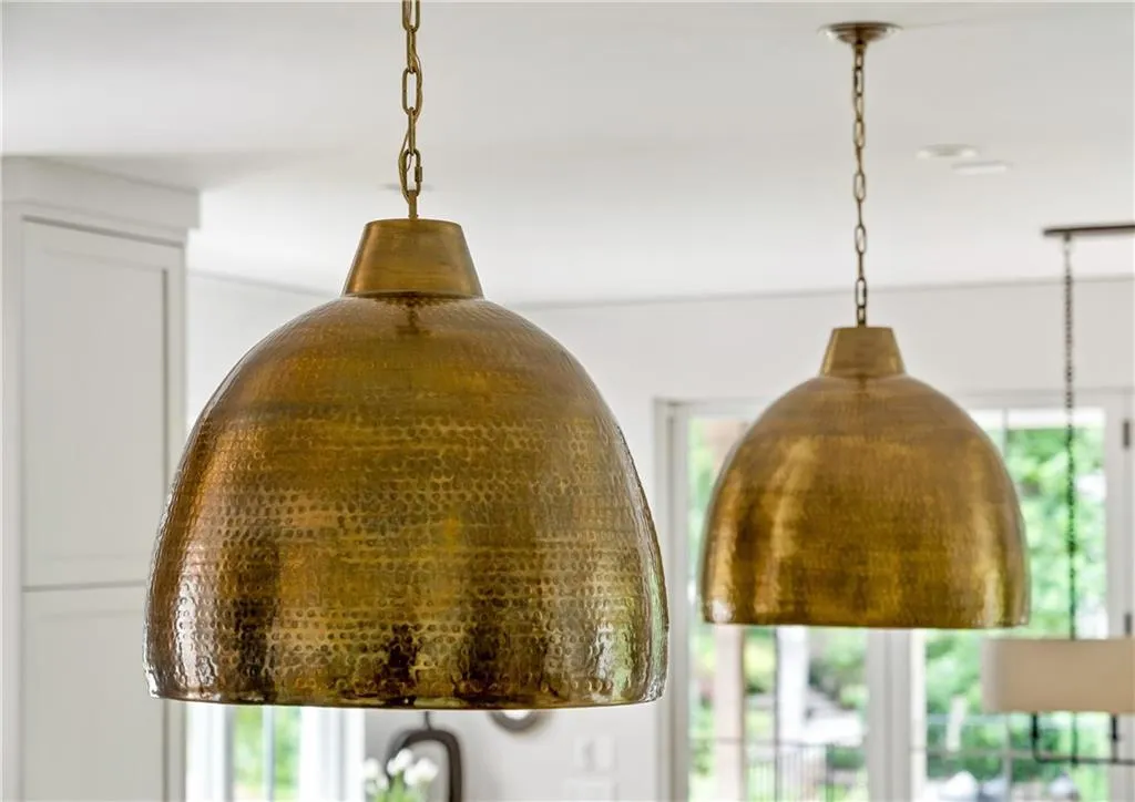 921 Heards Ferry Road, Sandy Springs, Georgia 30328, 5 Bedrooms Bedrooms, ,6 BathroomsBathrooms,Residential,Sold,921 Heards Ferry Road,7221034 921 Heards Ferry Road, Sandy Springs, Georgia 30328, 5 Bedrooms Bedrooms, ,6 BathroomsBathrooms,Residential,Sold,921 Heards Ferry Road,7221034