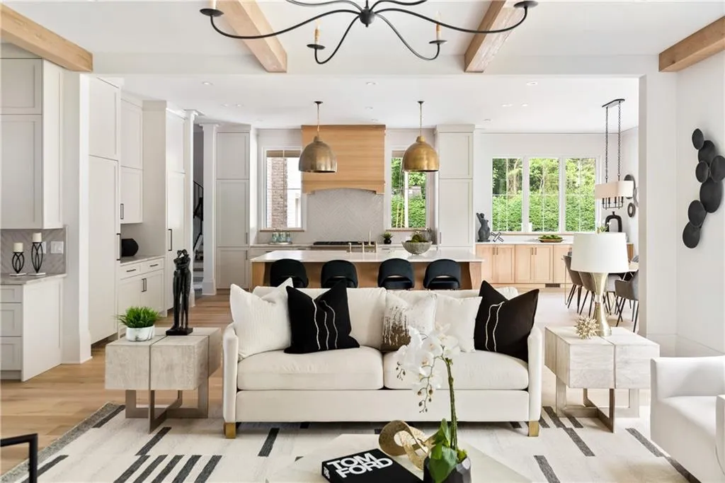 921 Heards Ferry Road, Sandy Springs, Georgia 30328, 5 Bedrooms Bedrooms, ,6 BathroomsBathrooms,Residential,Sold,921 Heards Ferry Road,7221034 921 Heards Ferry Road, Sandy Springs, Georgia 30328, 5 Bedrooms Bedrooms, ,6 BathroomsBathrooms,Residential,Sold,921 Heards Ferry Road,7221034