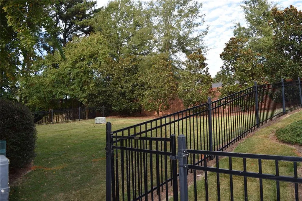 5463 Wentworth Street Unit 51, Atlanta, Georgia 30342, 2 Bedrooms Bedrooms, ,2 BathroomsBathrooms,Residential,Sold,5463 Wentworth Street Unit 51,5870799