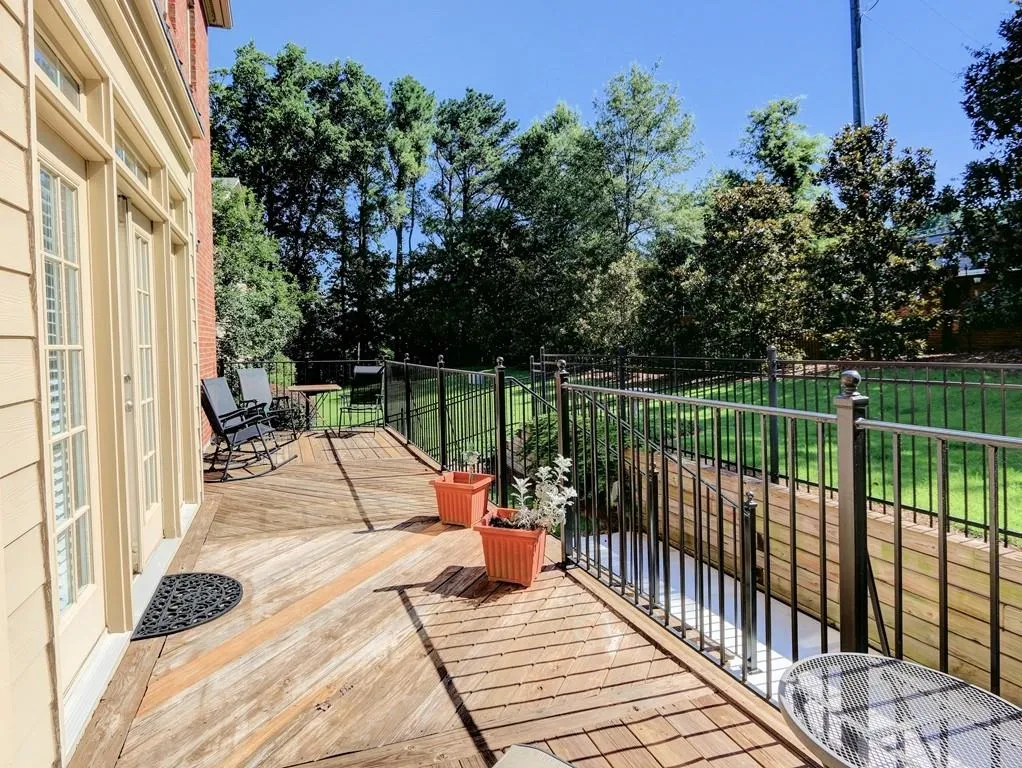 5463 Wentworth Street Unit 51, Atlanta, Georgia 30342, 2 Bedrooms Bedrooms, ,2 BathroomsBathrooms,Residential,Sold,5463 Wentworth Street Unit 51,5870799