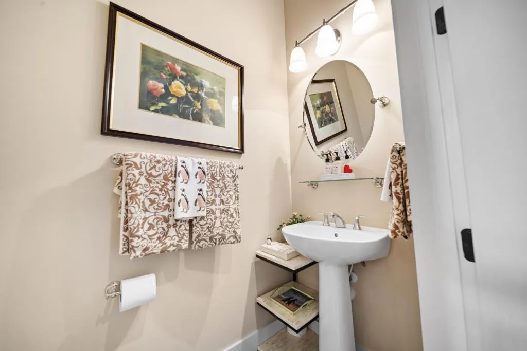 1409 River Vista Drive, Atlanta, Georgia 30339, 3 Bedrooms Bedrooms, ,3 BathroomsBathrooms,Residential,Sold,1409 River Vista Drive,7091003