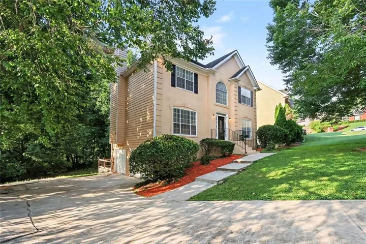 4330 Smithson Creek Drive, Ellenwood, Georgia 30294