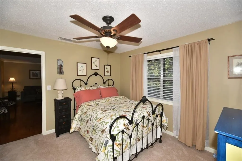 6851 Roswell Road Unit O-32, Atlanta, Georgia 30328, 3 Bedrooms Bedrooms, ,2 BathroomsBathrooms,Residential,Sold,6851 Roswell Road Unit O-32,5761050