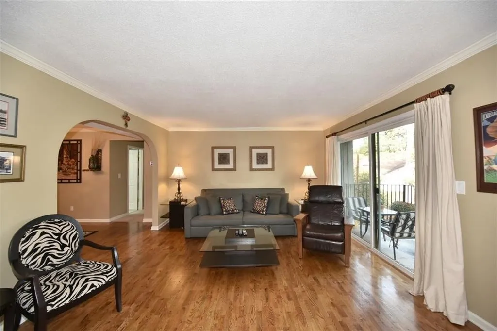 6851 Roswell Road Unit O-32, Atlanta, Georgia 30328, 3 Bedrooms Bedrooms, ,2 BathroomsBathrooms,Residential,Sold,6851 Roswell Road Unit O-32,5761050