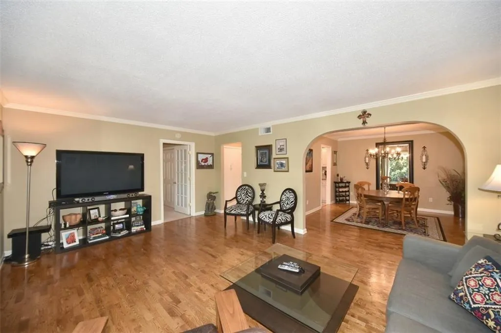 6851 Roswell Road Unit O-32, Atlanta, Georgia 30328, 3 Bedrooms Bedrooms, ,2 BathroomsBathrooms,Residential,Sold,6851 Roswell Road Unit O-32,5761050
