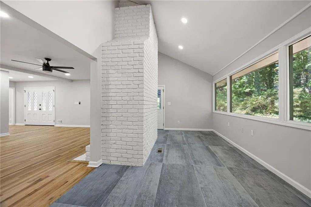 380 Thornwood Drive, Atlanta, Georgia 30328, 4 Bedrooms Bedrooms, ,3 BathroomsBathrooms,Residential,For Sale,380 Thornwood Drive,7664813