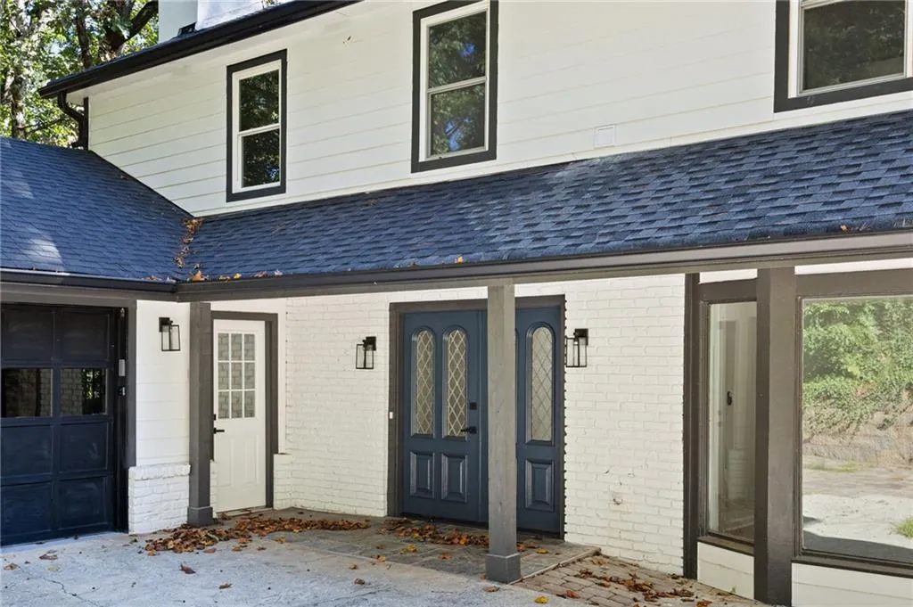 380 Thornwood Drive, Atlanta, Georgia 30328, 4 Bedrooms Bedrooms, ,3 BathroomsBathrooms,Residential,For Sale,380 Thornwood Drive,7664813