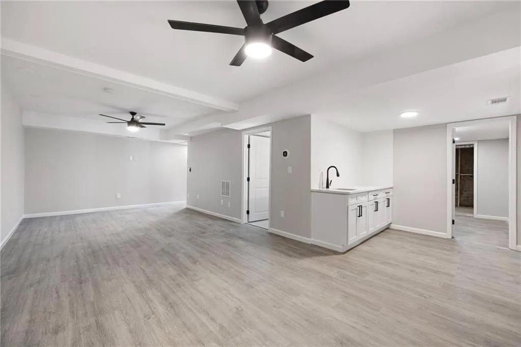 380 Thornwood Drive, Atlanta, Georgia 30328, 4 Bedrooms Bedrooms, ,3 BathroomsBathrooms,Residential,For Sale,380 Thornwood Drive,7664813