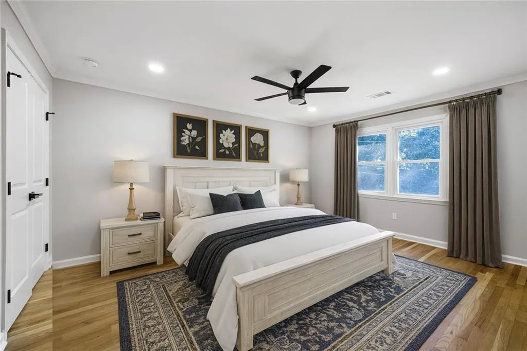 380 Thornwood Drive, Atlanta, Georgia 30328, 4 Bedrooms Bedrooms, ,3 BathroomsBathrooms,Residential,For Sale,380 Thornwood Drive,7664813