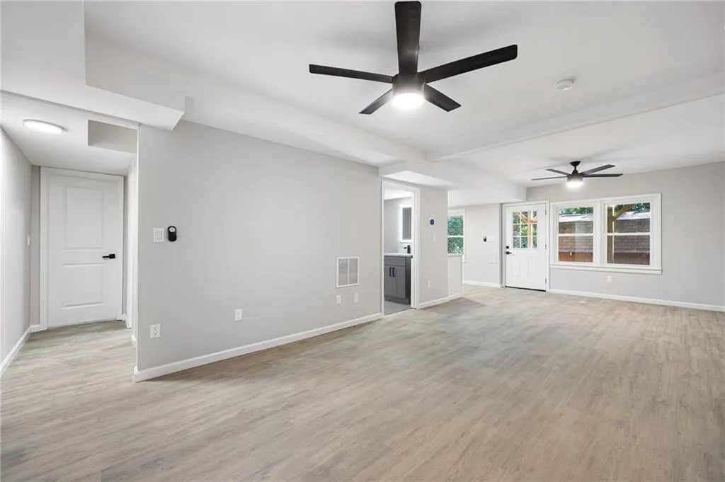 380 Thornwood Drive, Atlanta, Georgia 30328, 4 Bedrooms Bedrooms, ,3 BathroomsBathrooms,Residential,For Sale,380 Thornwood Drive,7664813