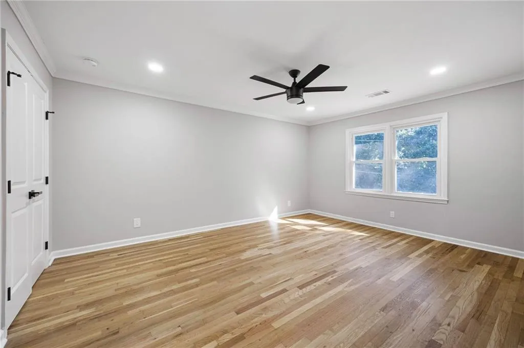 380 Thornwood Drive, Atlanta, Georgia 30328, 4 Bedrooms Bedrooms, ,3 BathroomsBathrooms,Residential,For Sale,380 Thornwood Drive,7664813