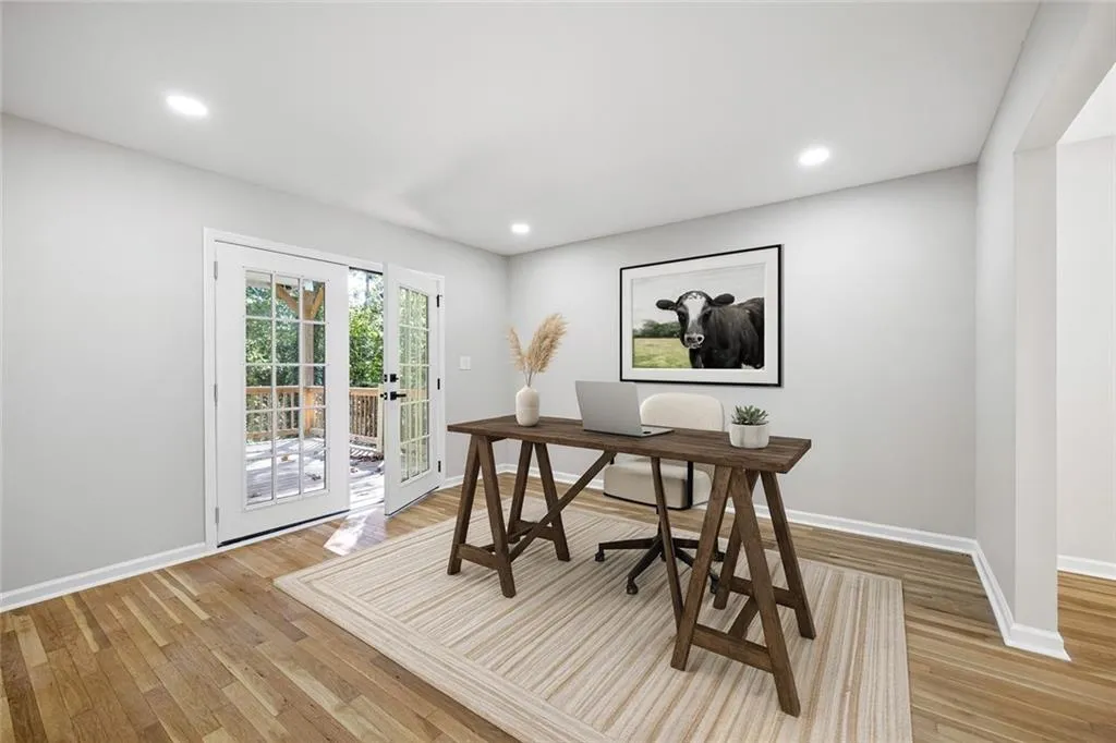 380 Thornwood Drive, Atlanta, Georgia 30328, 4 Bedrooms Bedrooms, ,3 BathroomsBathrooms,Residential,For Sale,380 Thornwood Drive,7664813