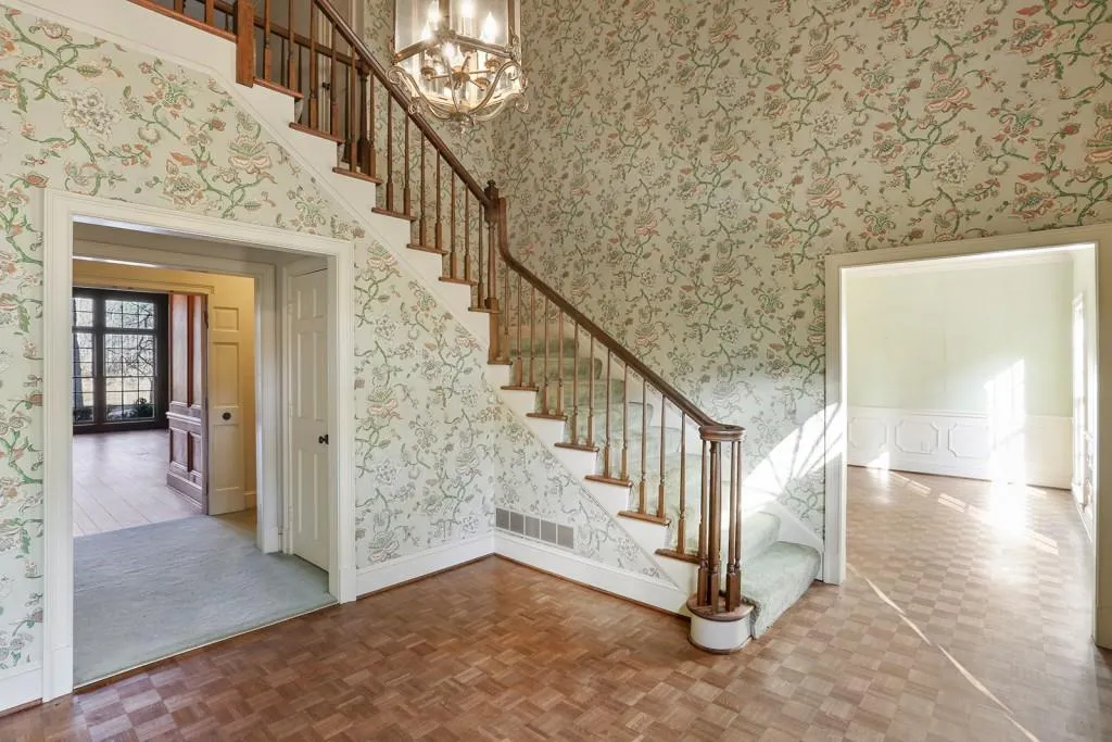 6030 Winterthur Drive, Sandy Springs, Georgia 30328, 5 Bedrooms Bedrooms, ,4 BathroomsBathrooms,Residential,Sold,6030 Winterthur Drive,5795234