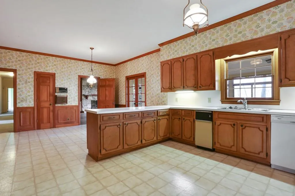 6030 Winterthur Drive, Sandy Springs, Georgia 30328, 5 Bedrooms Bedrooms, ,4 BathroomsBathrooms,Residential,Sold,6030 Winterthur Drive,5795234