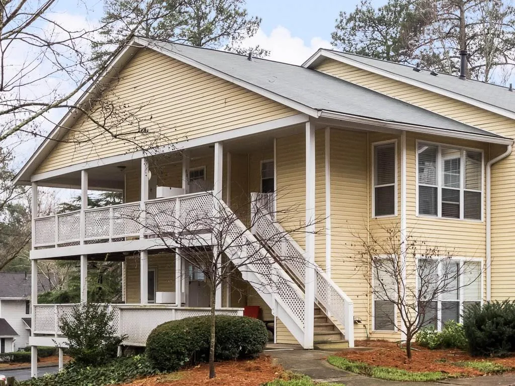 6808 Glenridge Drive Unit 6808b, Atlanta, Georgia 30328, 2 Bedrooms Bedrooms, ,2 BathroomsBathrooms,Residential,Sold,6808 Glenridge Drive Unit 6808b,5974713