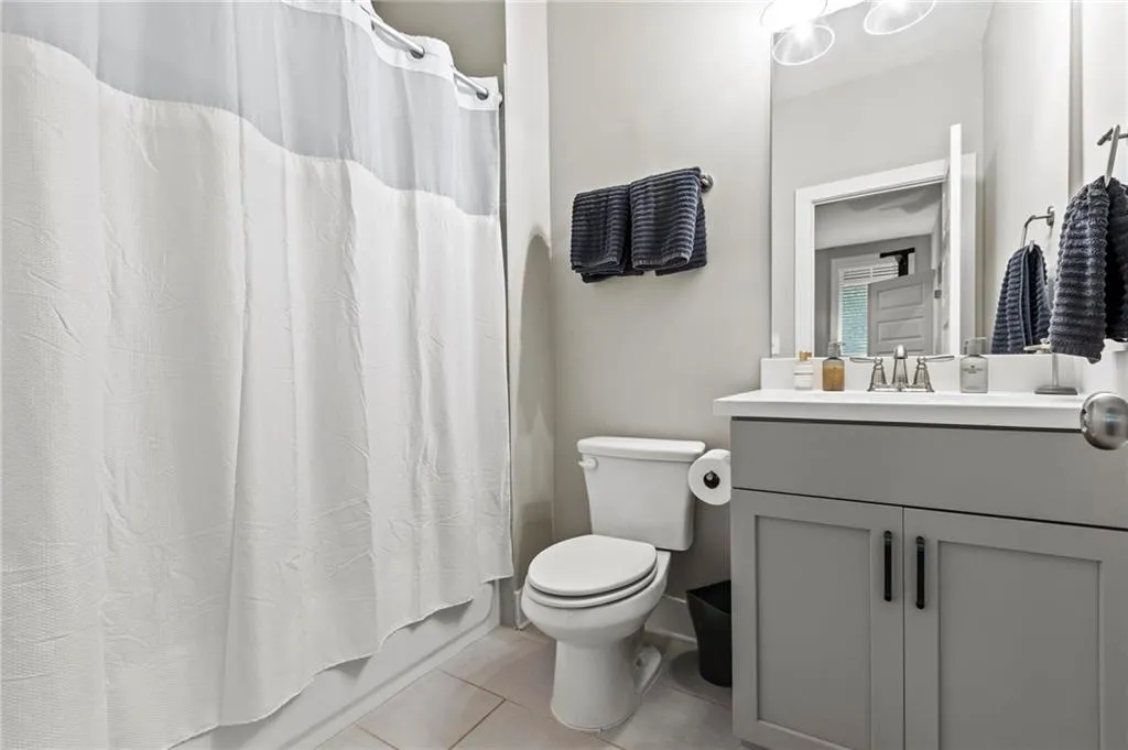 Bathroom on entry level