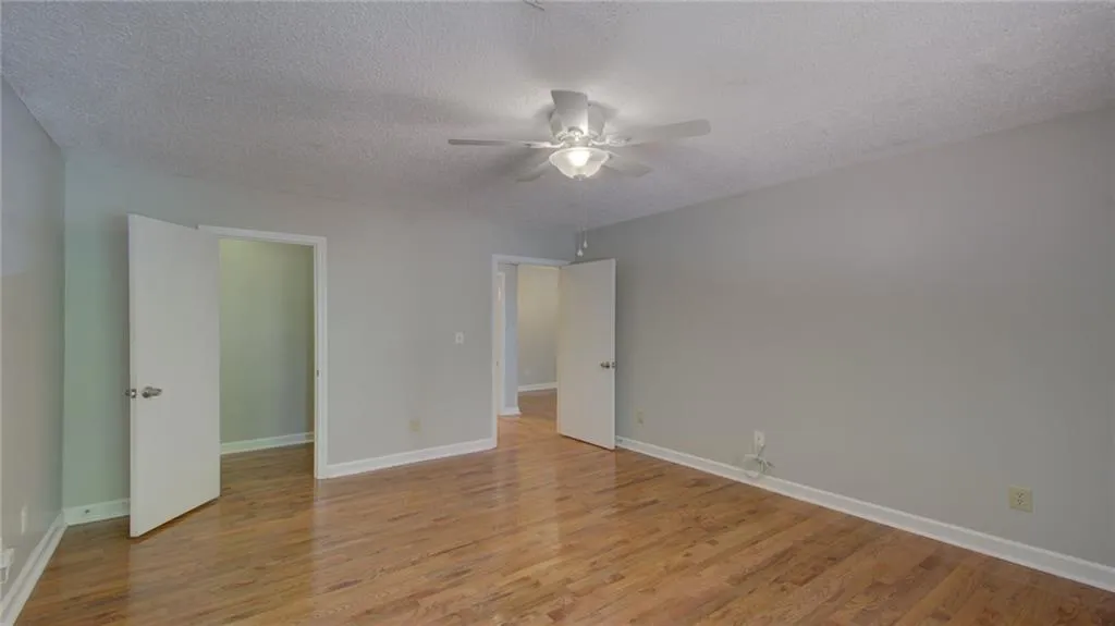 1005 Wingate Way, Sandy Springs, Georgia 30350, 2 Bedrooms Bedrooms, ,2 BathroomsBathrooms,Residential,Sold,1005 Wingate Way,6763758
